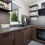 Nika * Sveti Ivan Dobrinjski